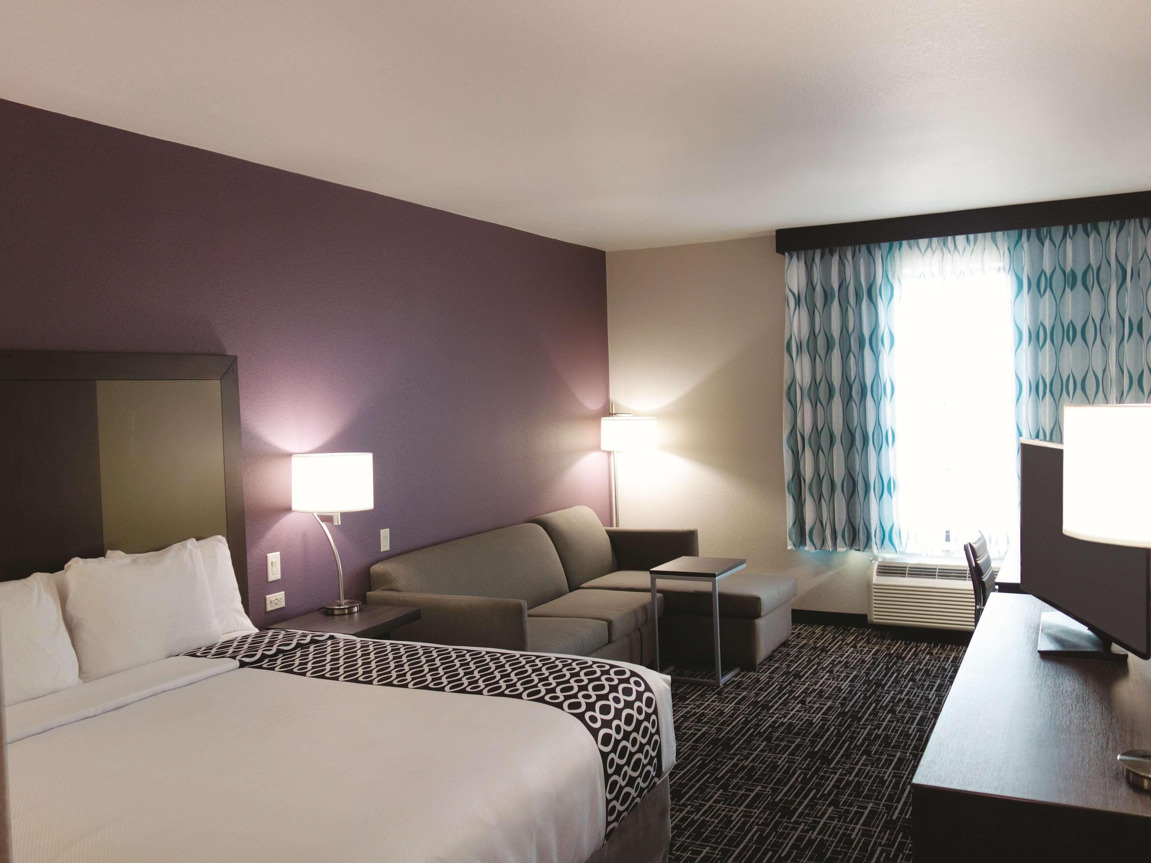 La Quinta By Wyndham Pampa Hotel Luaran gambar
