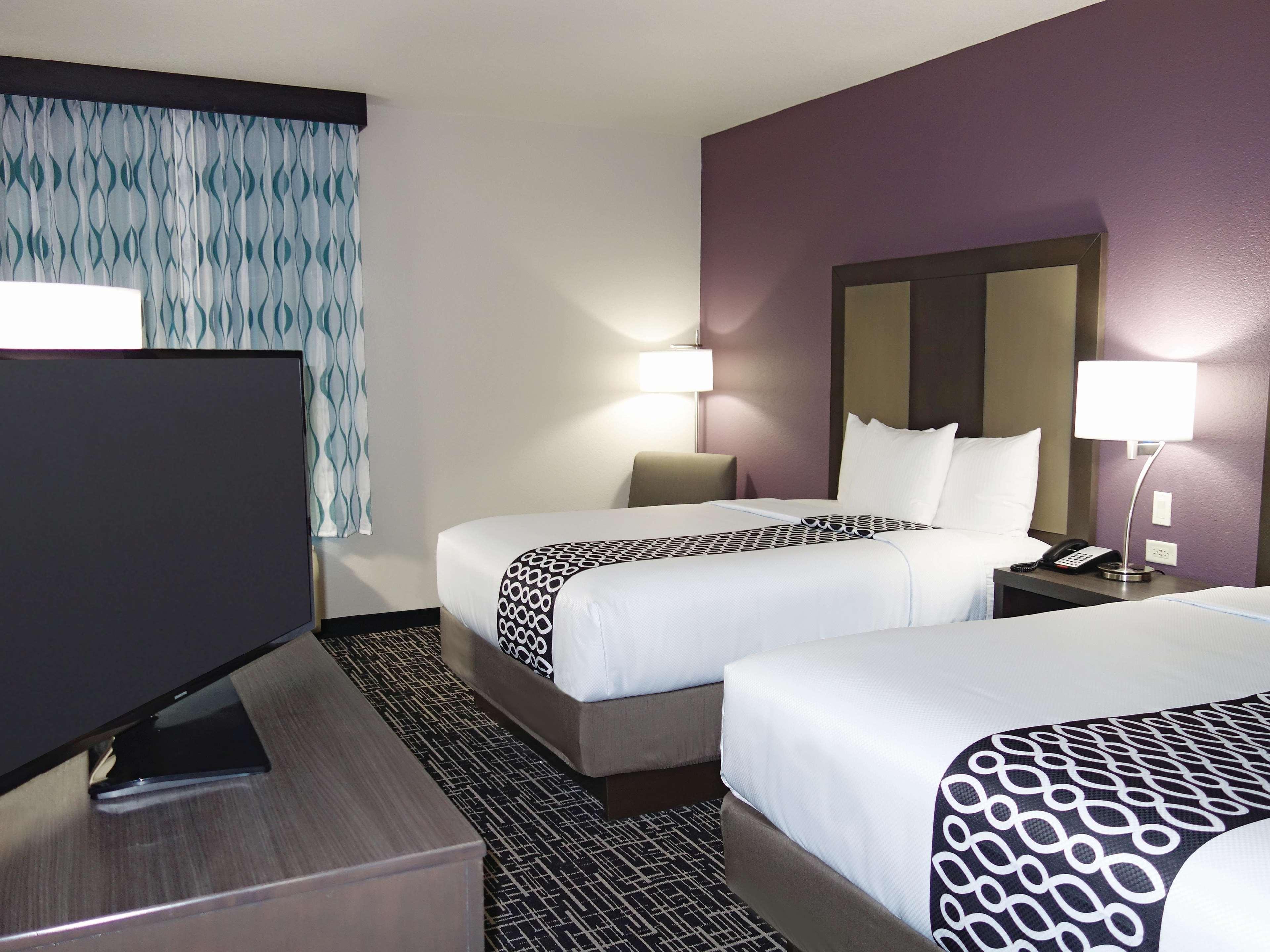 La Quinta By Wyndham Pampa Hotel Luaran gambar
