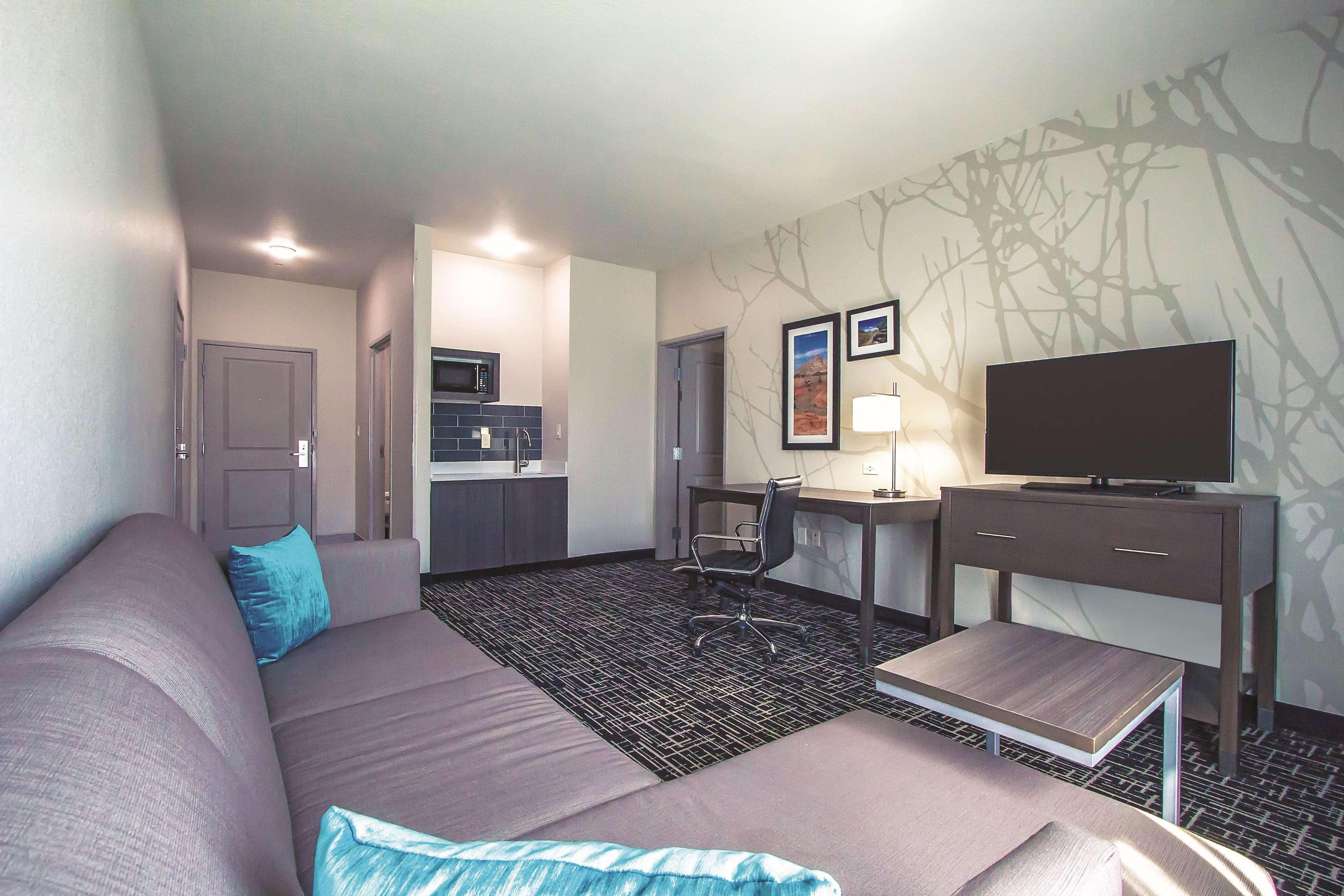 La Quinta By Wyndham Pampa Hotel Luaran gambar