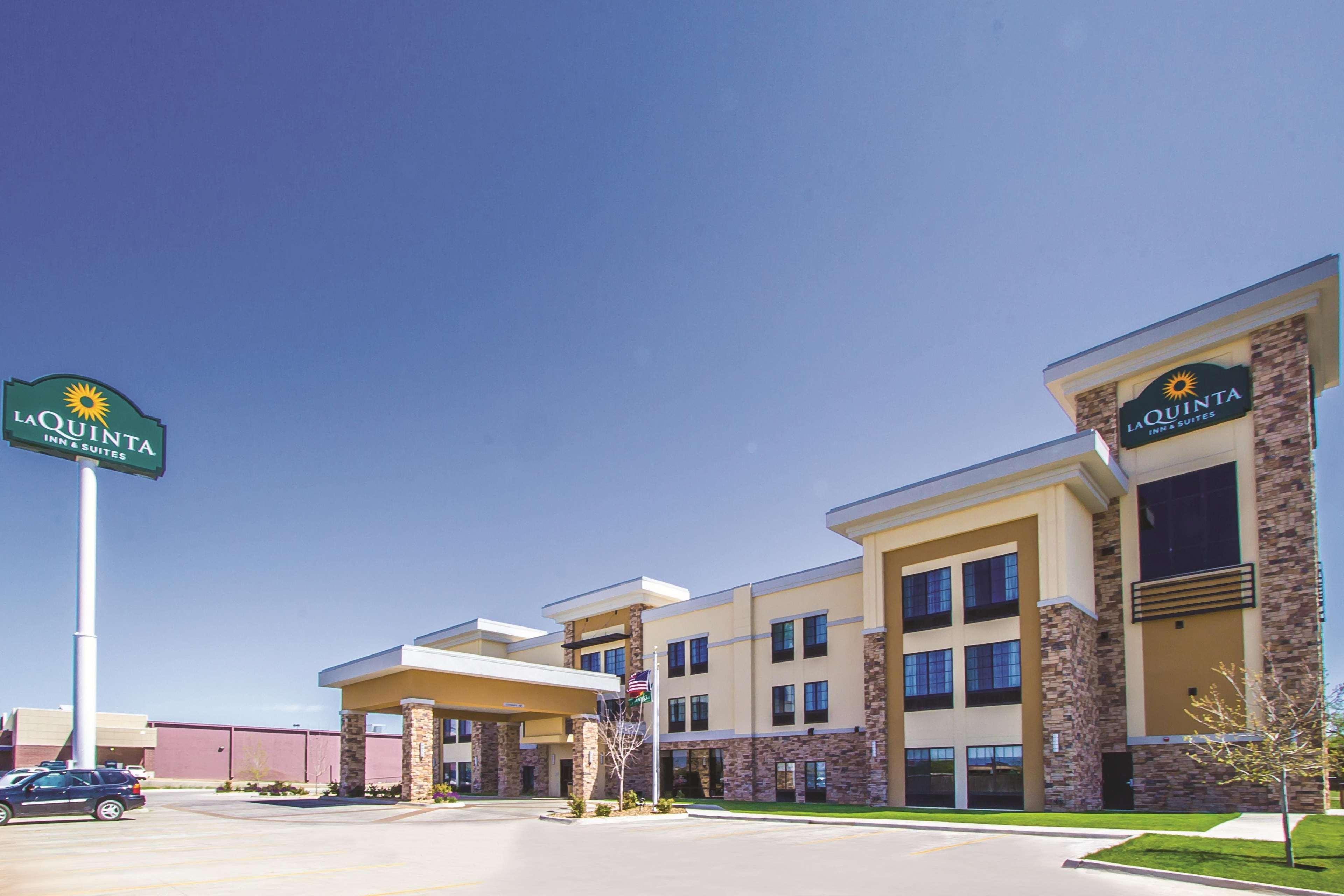 La Quinta By Wyndham Pampa Hotel Luaran gambar