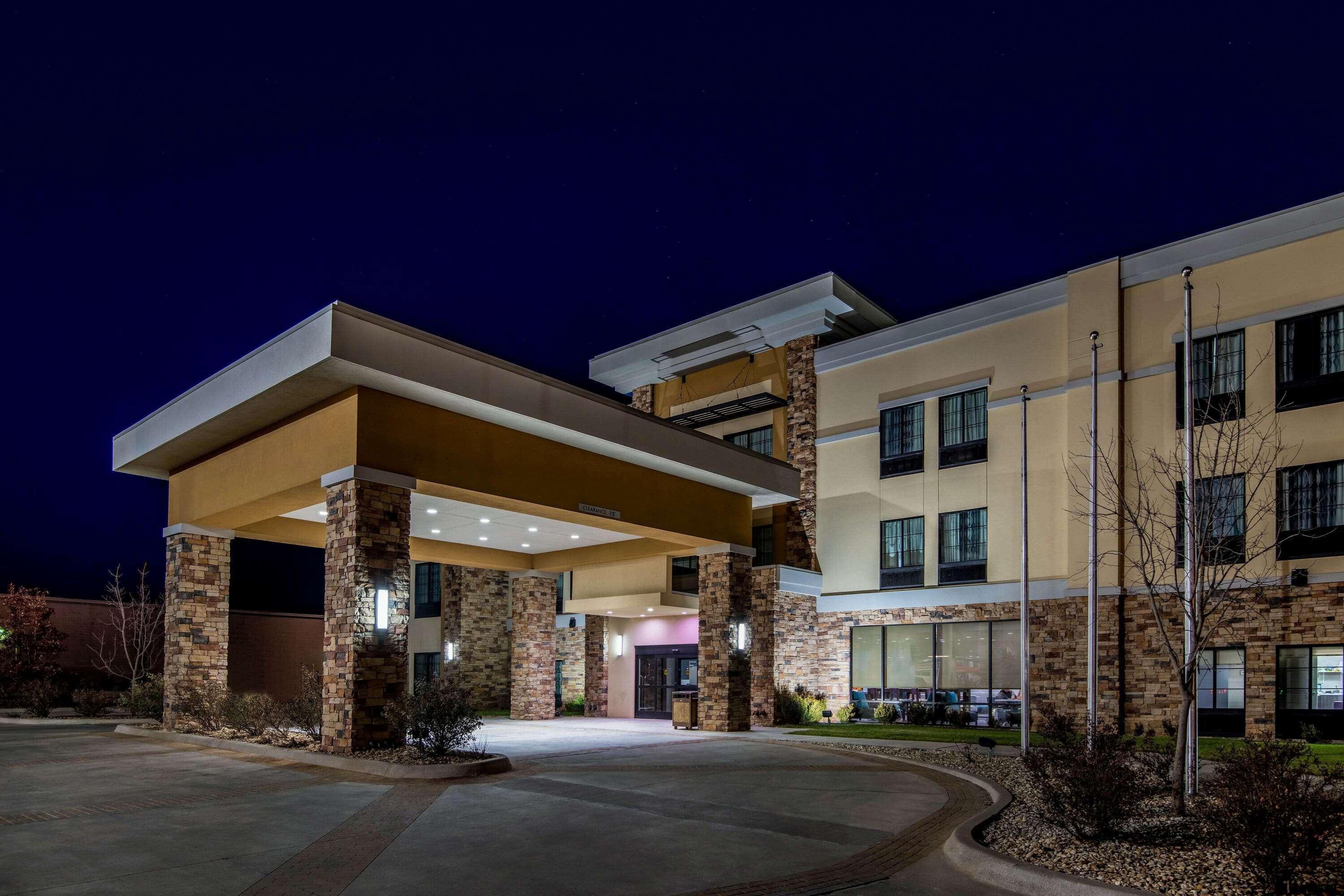 La Quinta By Wyndham Pampa Hotel Luaran gambar